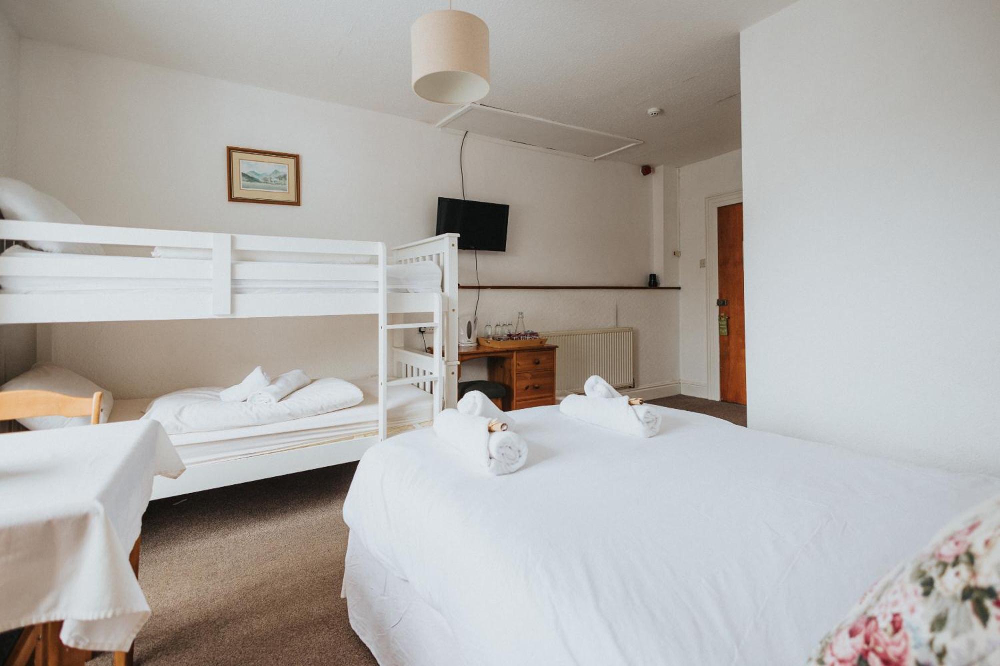 Y Pengwern Bed & Breakfast Ffestiniog ภายนอก รูปภาพ