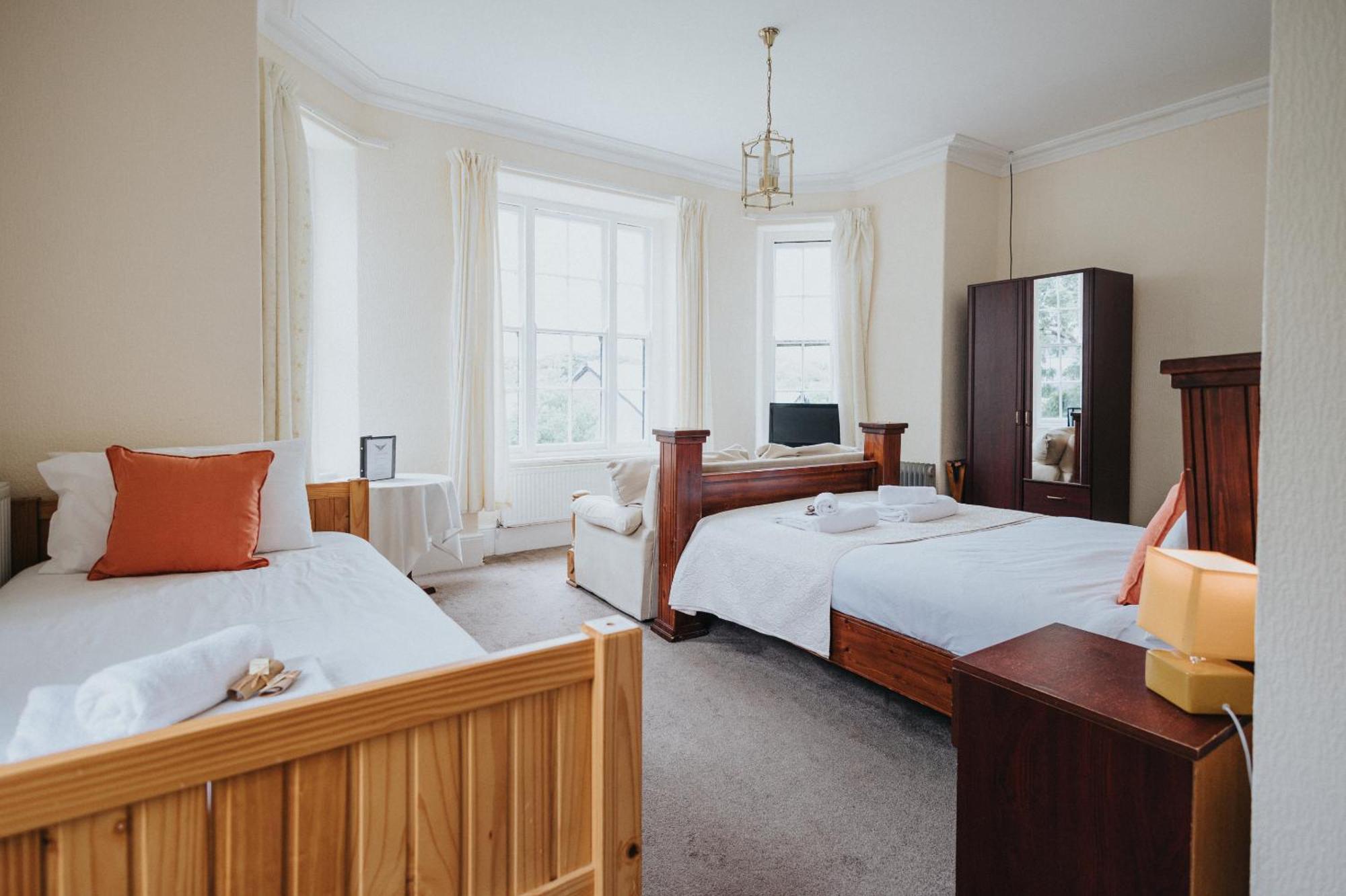 Y Pengwern Bed & Breakfast Ffestiniog ภายนอก รูปภาพ