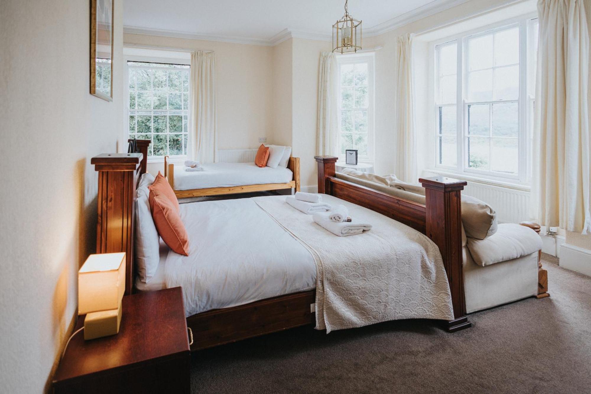 Y Pengwern Bed & Breakfast Ffestiniog ภายนอก รูปภาพ